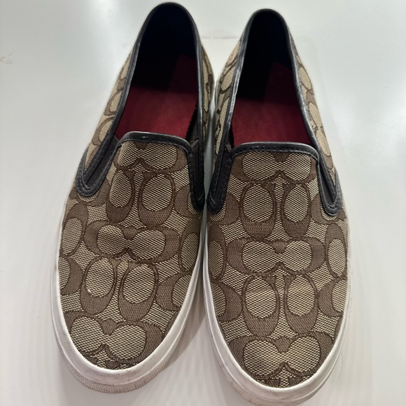 Shoes - Coach flats